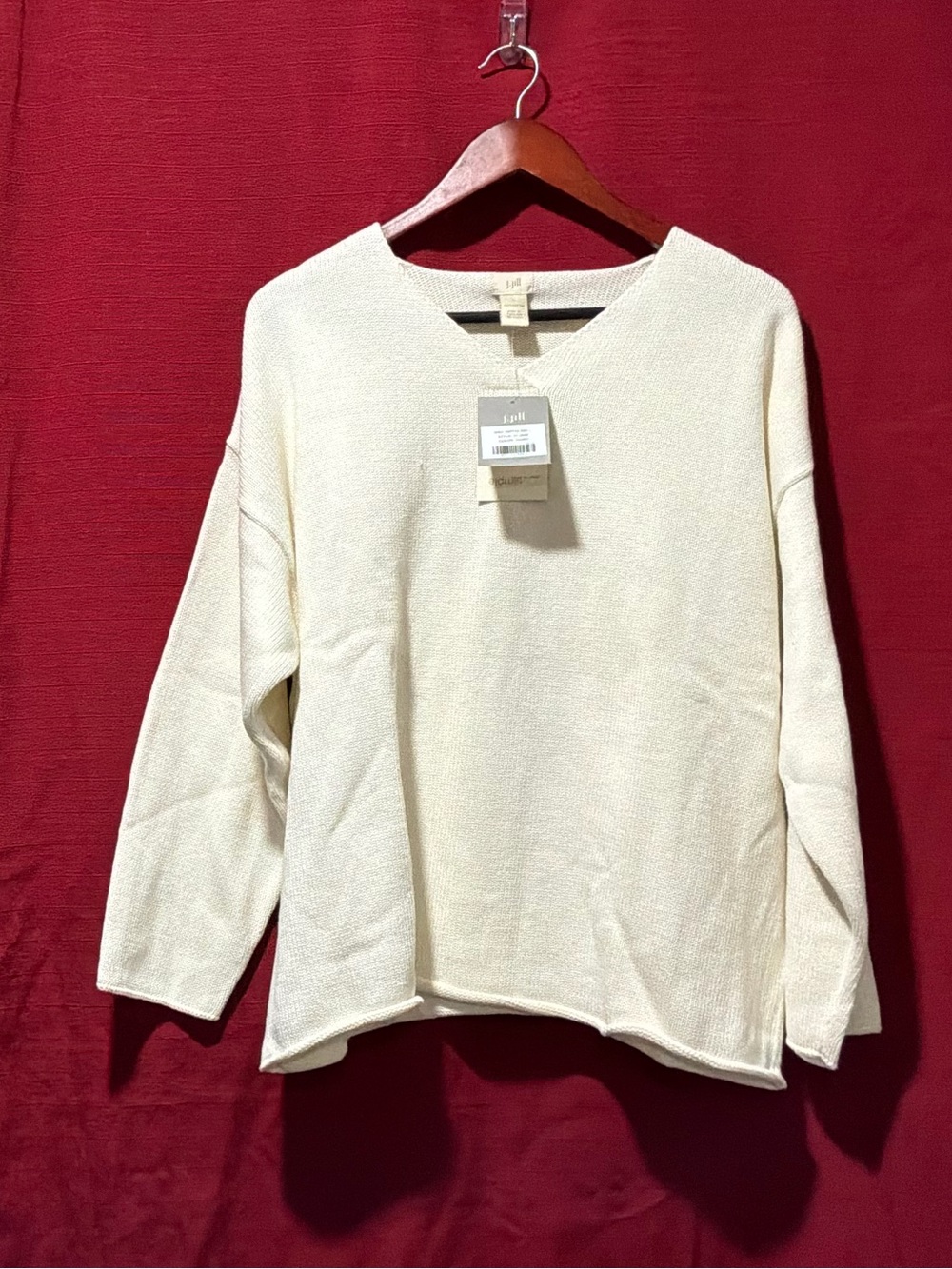 J. Jill Cream V-Neck Lightweight Knit Pullover